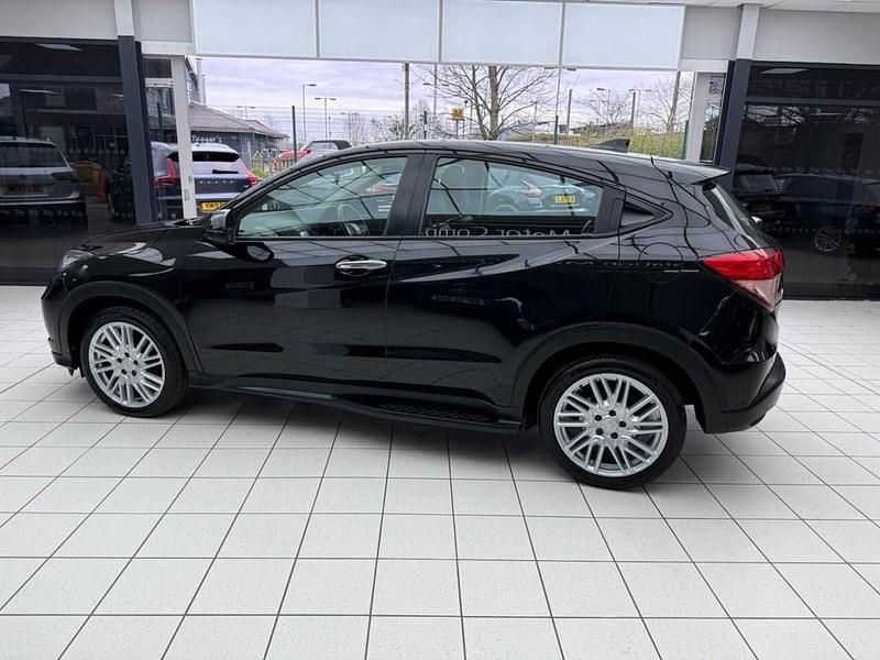 Used Honda HR-V SE 130 HP (95 kW) 2018 Black SUV
