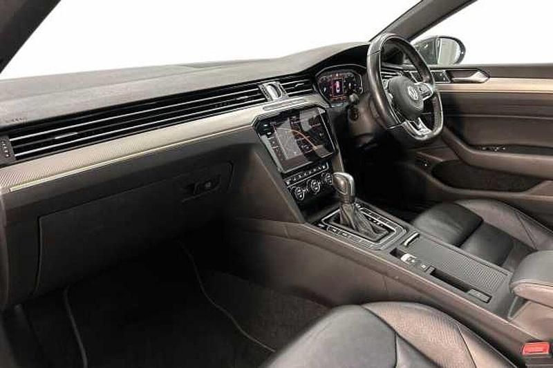 Używany VW Arteon R-line 190 KM (139 kW) 2019 Szary Hatchback