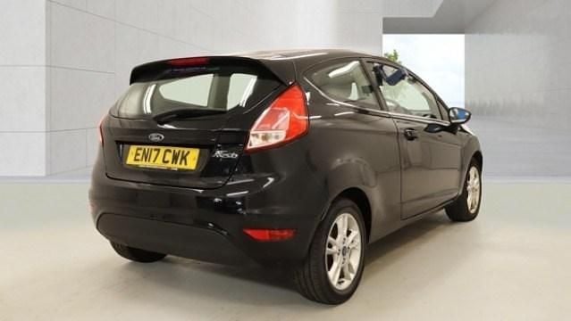 Used Ford Fiesta Zetec 82 HP (60 kW) 2017 Black Hatchback