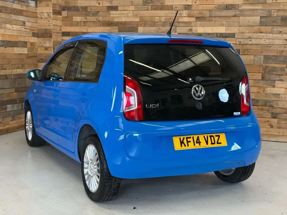 Used VW up! high up! 75 HP (55 kW) 2014 Blue Hatchback