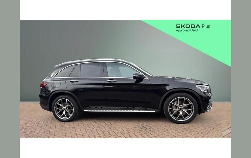 Used Mercedes GLC300 AMG Line Premium 241 HP (177 kW) 2020 Black SUV