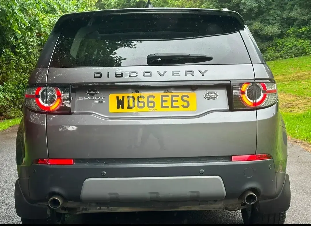 Used Land Rover Discovery Sport HSE 180 HP (132 kW) 2017 Grey SUV