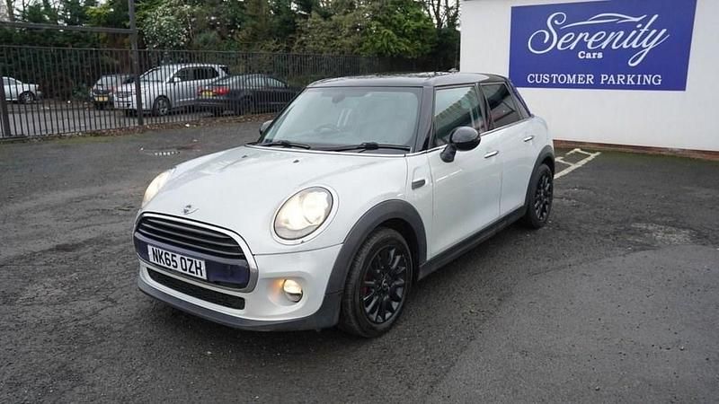 Used Mini Cooper Hatch 136 HP (100 kW) 2015 Silver Hatchback