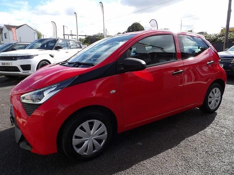 Red Used 2020 Toyota Aygo Hatchback | £6,295 (Good price) - Image 1/4