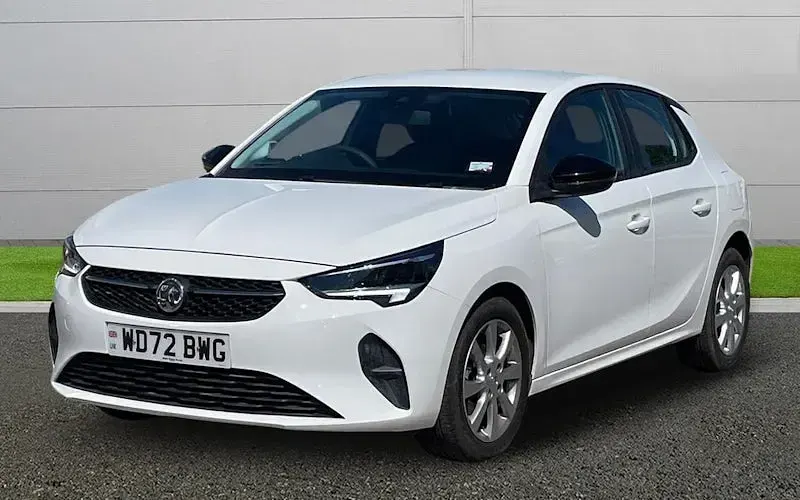 Second-hand Vauxhall Corsa Design Edition 75 CP (55 kW) 2022 Alb Hatchback