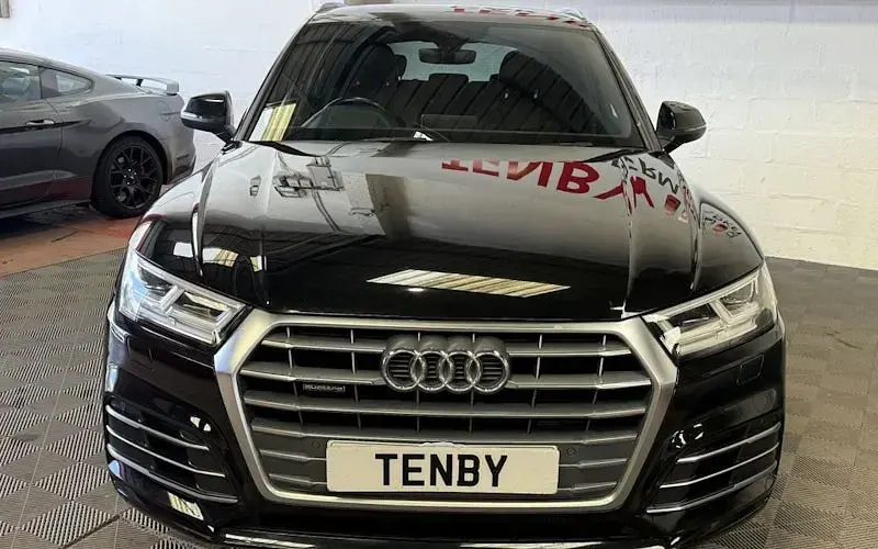 Used Audi Q5 S-Line 252 HP (185 kW) 2018 Black SUV