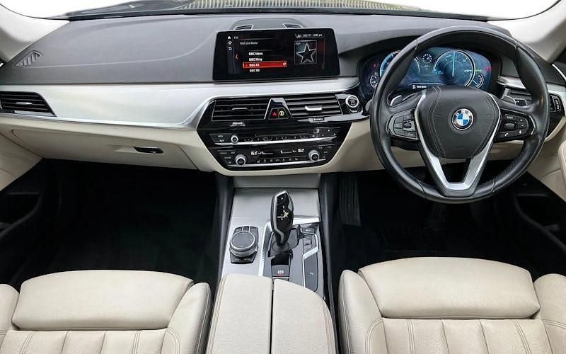 Used BMW 520 Efficient Dynamics 190 HP (139 kW) 2018 Blue Sedan