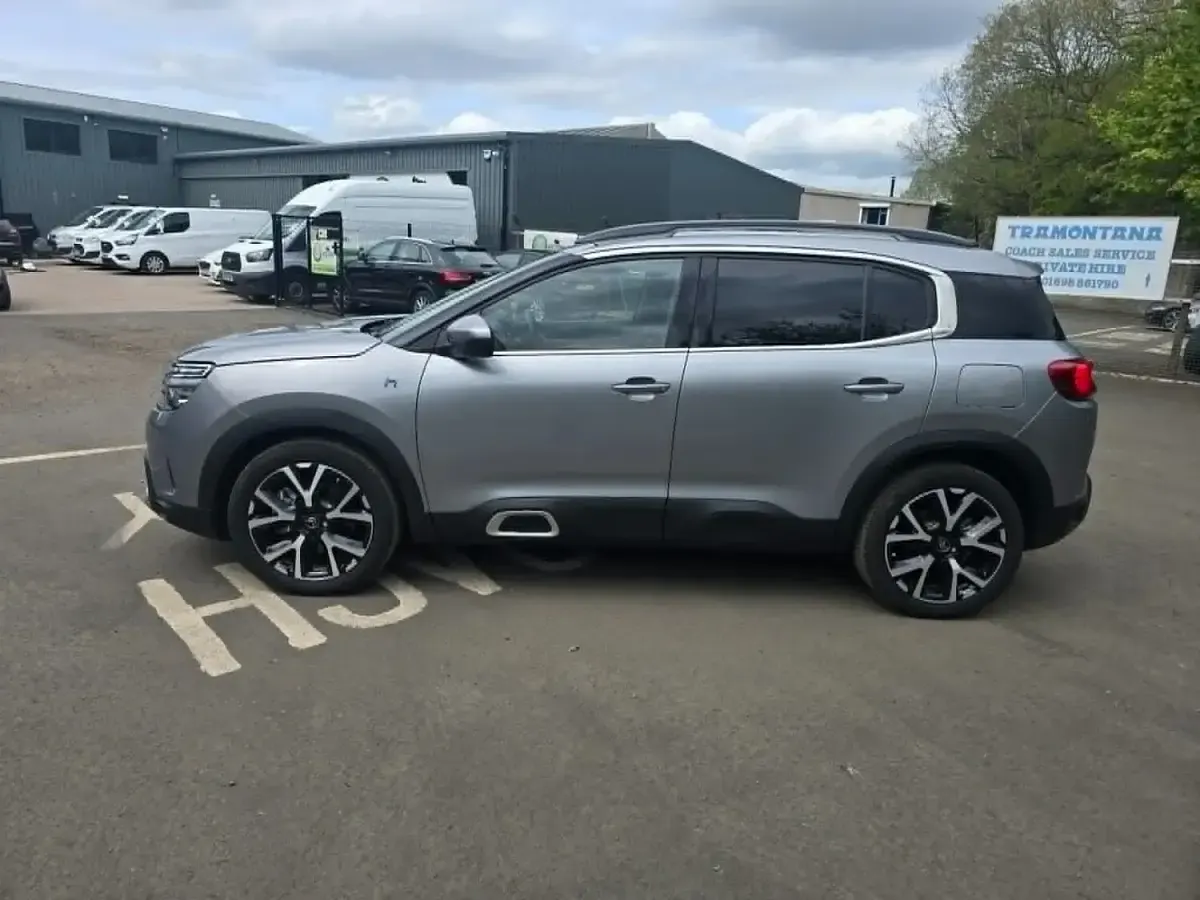 Used Citroën C5 Shine 2022 Grey Hatchback