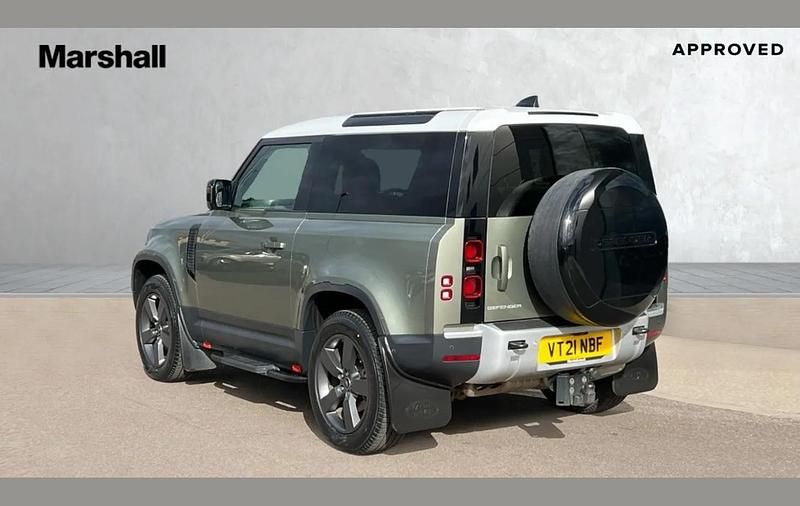 Used Land Rover Defender S 200 HP (147 kW) 2021 Metallic  pangea green SUV