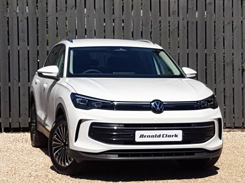 White New 2024 VW Tiguan Match SUV | £35,795 (Super price) - Image 1/4