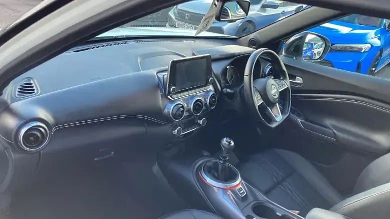 Gebraucht Nissan Juke Tekna 114 PS (83 kW) 2022 Weiß SUV