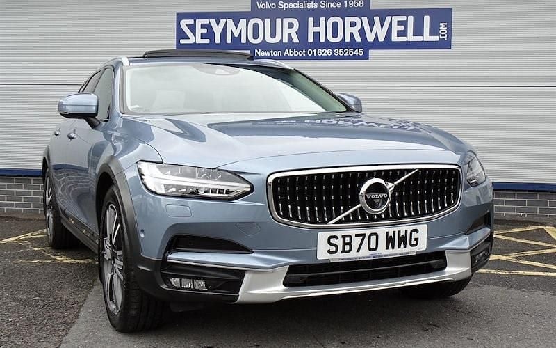 Used 2020 Volvo V90 CC Plus Estate | £31,995 (Expensive) - Image 1/4
