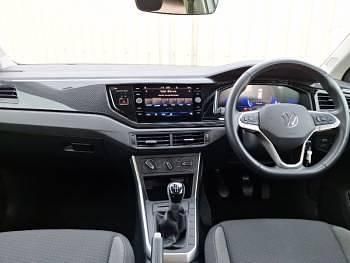 Usado VW Polo Life 95 CV (69 kW) 2023 Blanco Utilitario