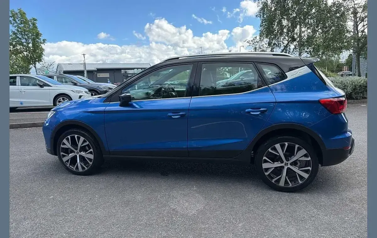 Used Seat Arona Xperience Lux 108 HP (79 kW) 2022 Blue SUV