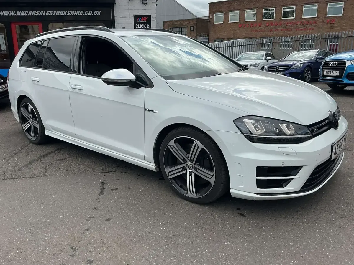 Used VW Golf VII R 2016 White Estate