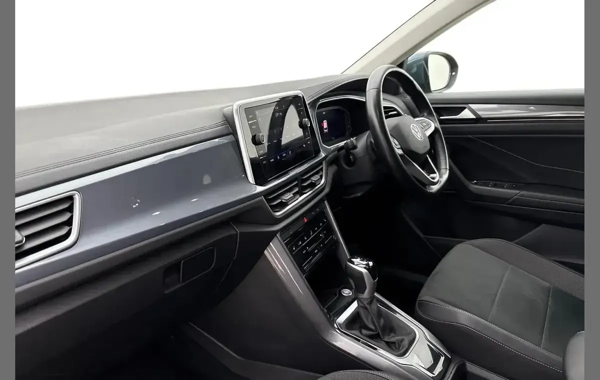 Used VW T-Roc Style 150 HP (110 kW) 2022 Blue SUV