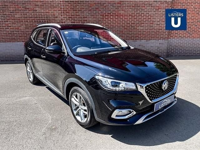 Metallic black pearl Used 2022 MG HS Excite SUV | £11,990 (Good price) - Image 1/4