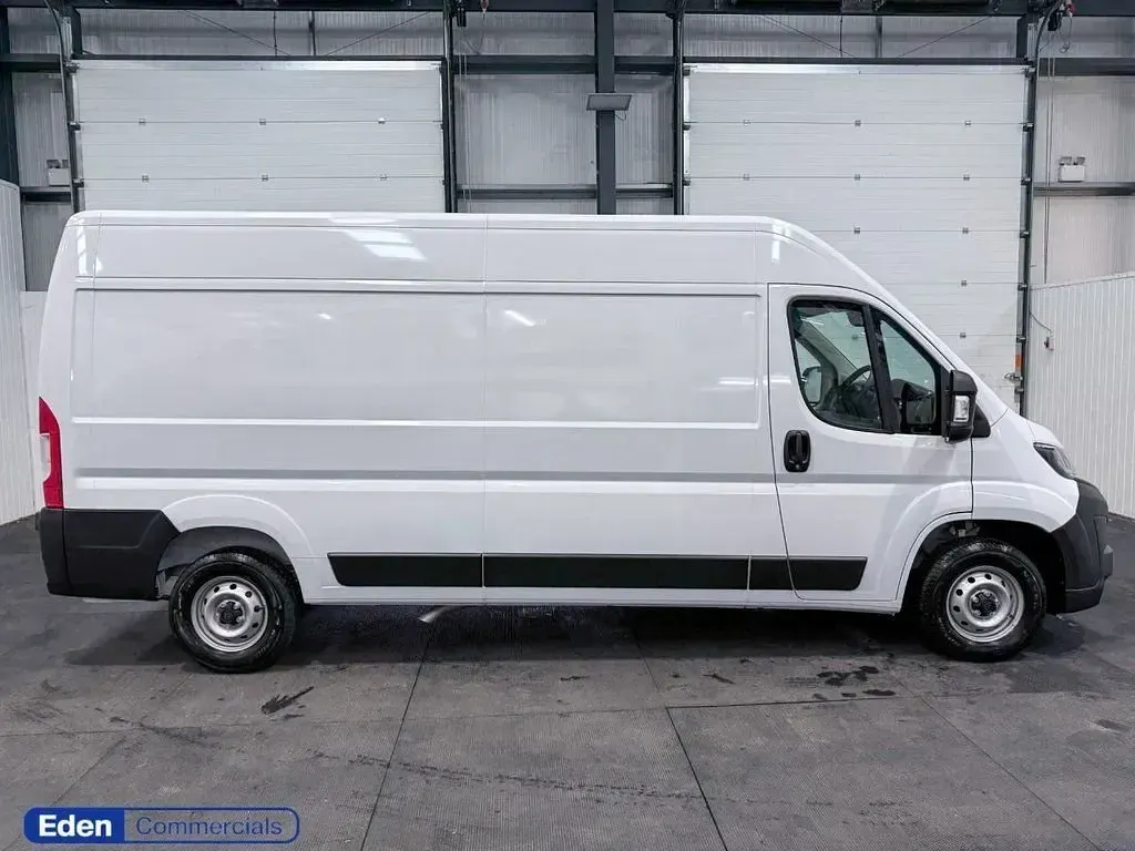 Used Peugeot Boxer S 2025 White Van