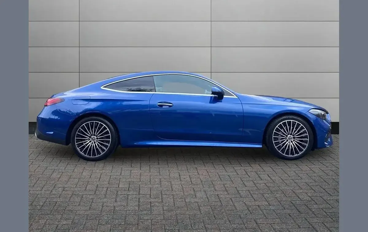 Used Mercedes CLE300 AMG Line Premium 280 HP (205 kW) 2025 Blue Coupe