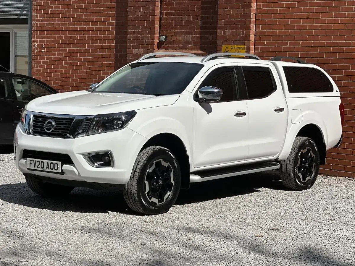 Used Nissan Navara Tekna 2020 White Pickup