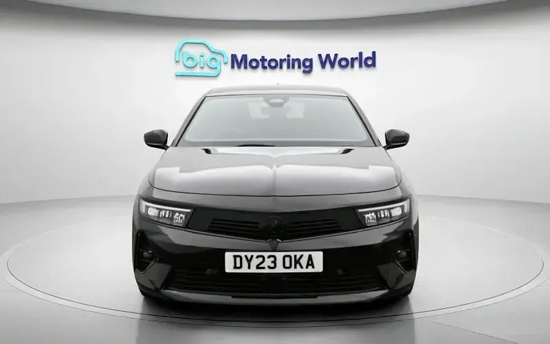 Used Vauxhall Astra 179 HP (131 kW) 2025 Hatchback