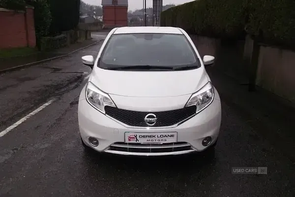 Used Nissan Note Acenta Premium 90 HP (66 kW) 2016 White Hatchback