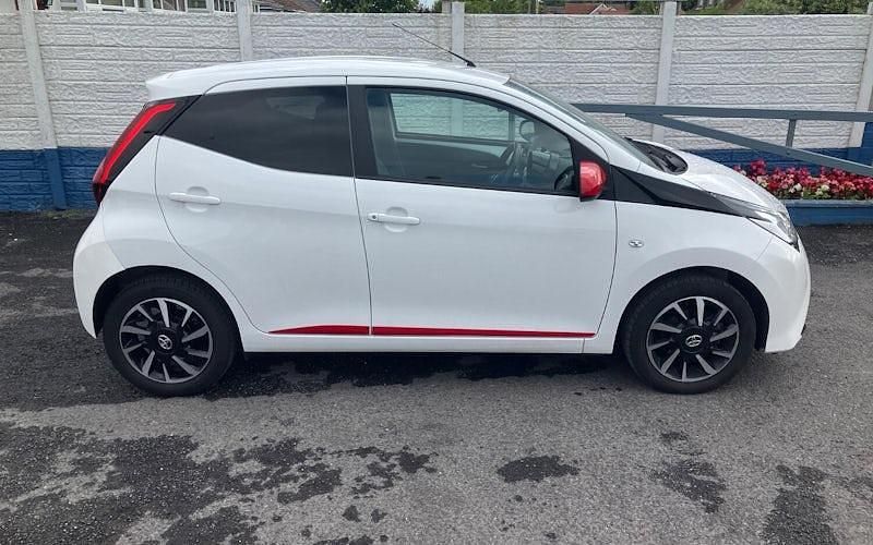 Used 2021 Toyota Aygo Trend Hatchback | £9,995 (Fair price) - Image 1/4