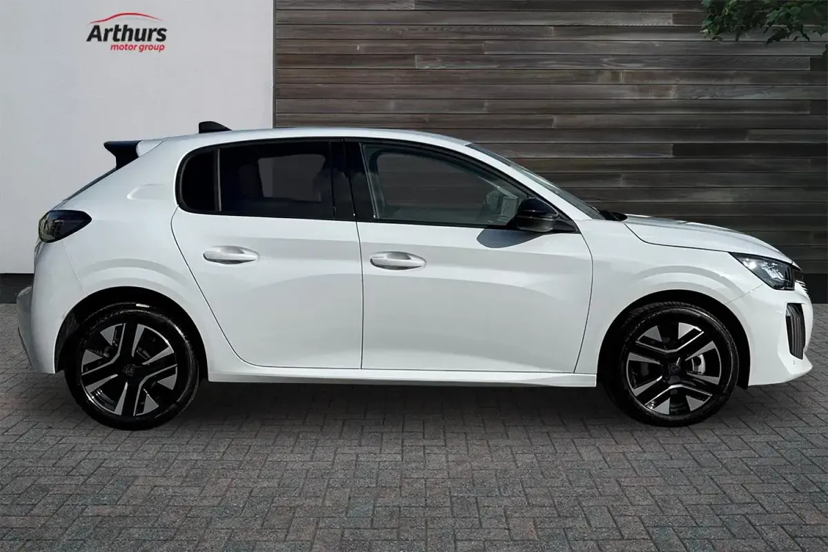 New Peugeot 208 Allure 2026 White Hatchback