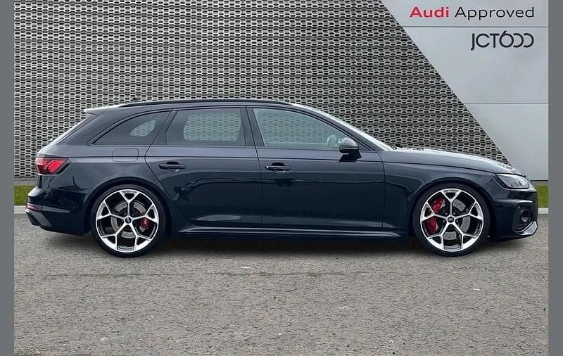 Used Audi RS4 Competition 444 HP (326 kW) 2023 Black Estate