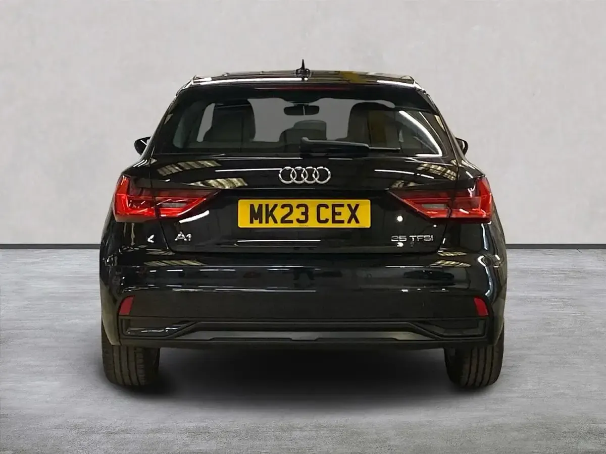 Used Audi A1 Sportback Sport 95 HP (69 kW) 2023 Black Hatchback