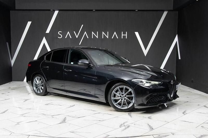 Used Alfa Romeo Giulia Saloon Sprint 200 HP (147 kW) 2022 Black Sedan