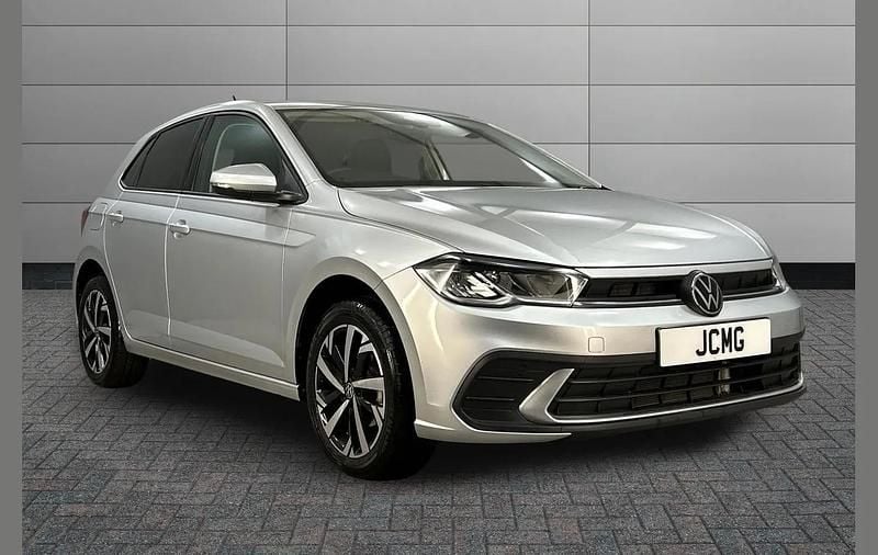 Used VW Polo Match 94 HP (69 kW) 2024 Silver Hatchback