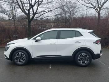 Used Kia Sportage 2023 White SUV