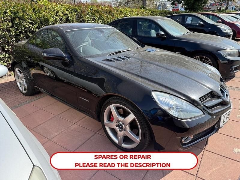 Black Used 2010 Mercedes SLK200 Cabriolet | £2,250 (Fair price) - Image 1/4