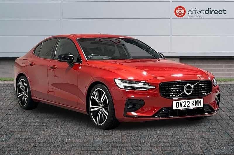 Used Volvo S60 R-Design 250 HP (183 kW) 2022 Red Sedan