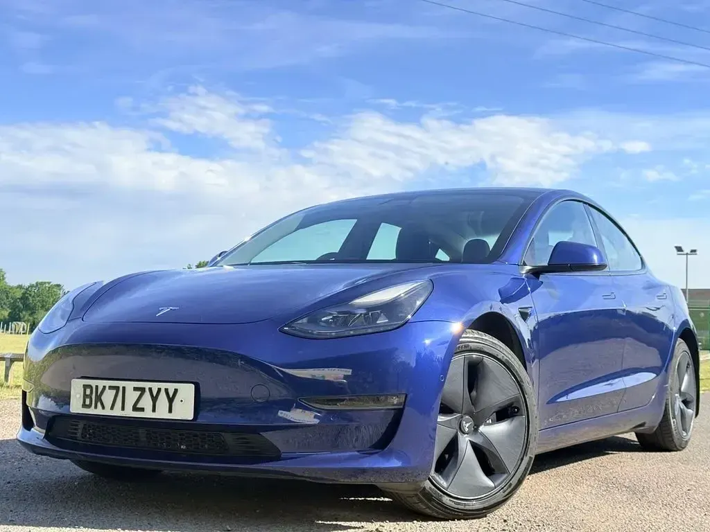Used Tesla Model 3 Long Range AWD 254 kW (346 HP) 2021 Blue Sedan
