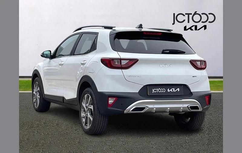 Used Kia Stonic GT-Line S 117 HP (86 kW) 2024 White SUV