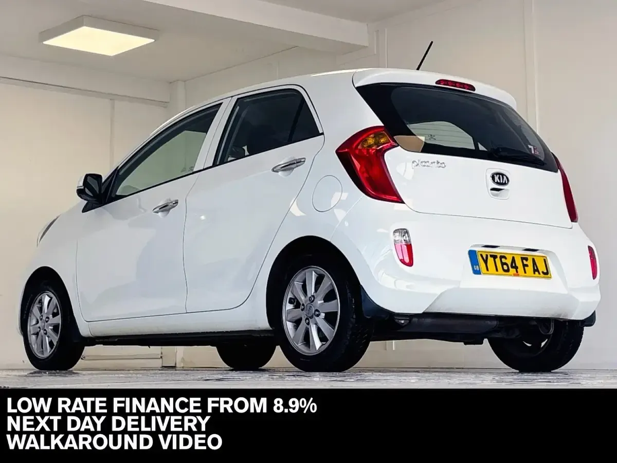 Used Kia Picanto 84 HP (61 kW) 2014 White Hatchback