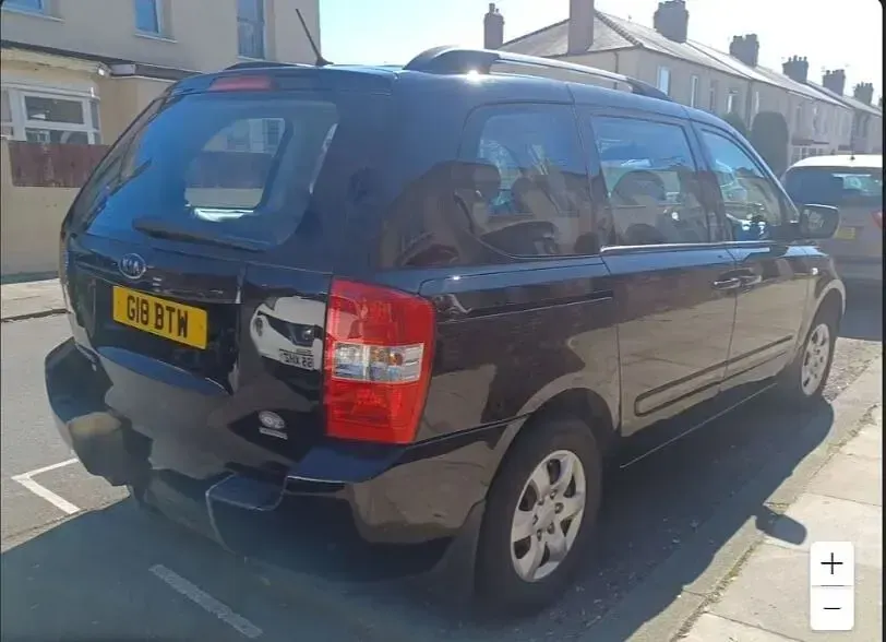 Used Kia Sedona 2011 Black MPV