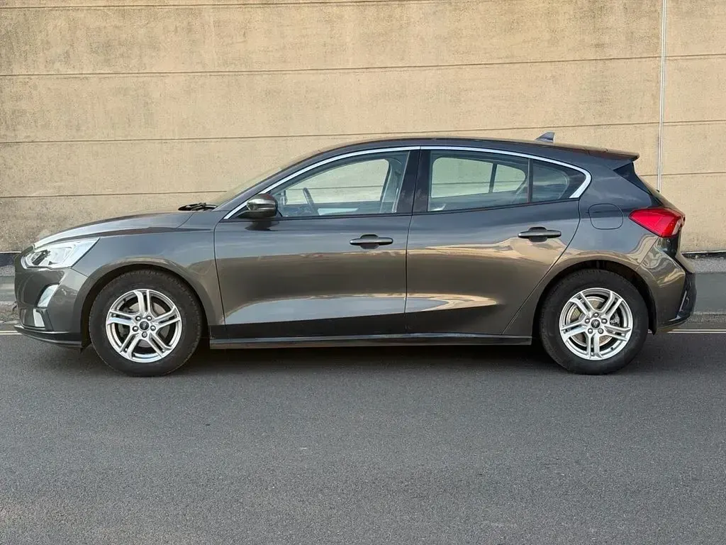 Used Ford Focus Zetec 2019 Grey Hatchback