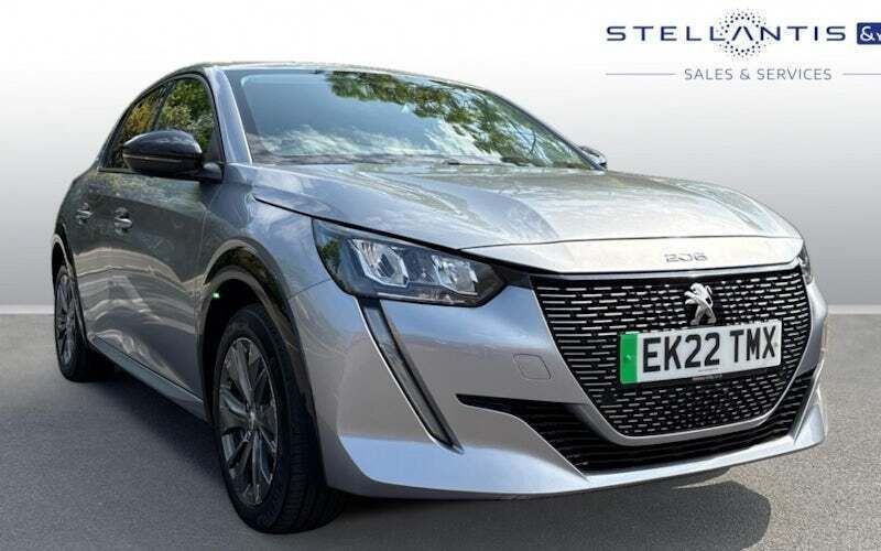 Grey Used 2022 Peugeot e-208 Allure Premium Hatchback | £12,750 (Super price) - Image 1/4