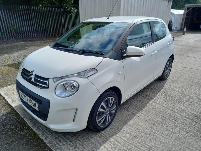 Used Citroën C1 Feel 68 HP (50 kW) 2014 White Hatchback