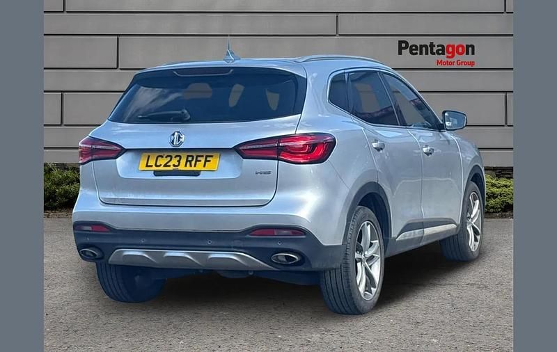 Used MG HS Exclusive 162 HP (119 kW) 2023 Silver SUV