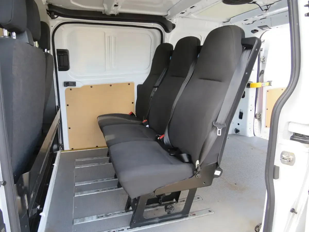 Used Ford Transit Custom 105 HP (77 kW) 2021 White Van