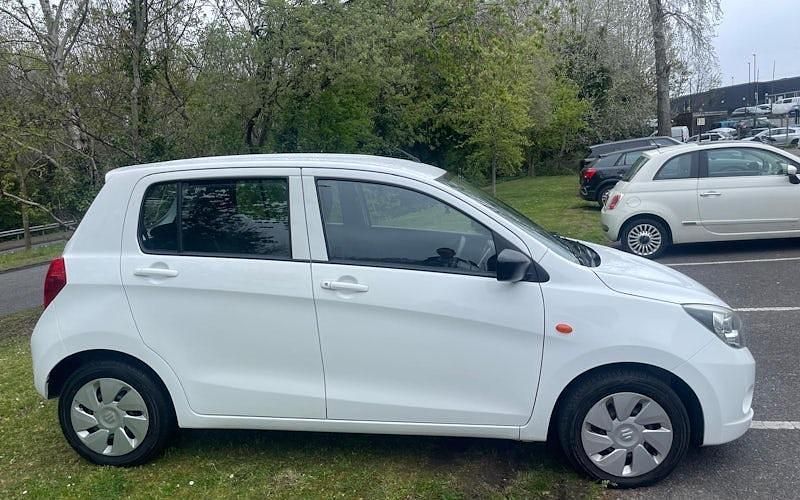 Używany Suzuki Celerio 68 KM (50 kW) 2018 Biały Hatchback