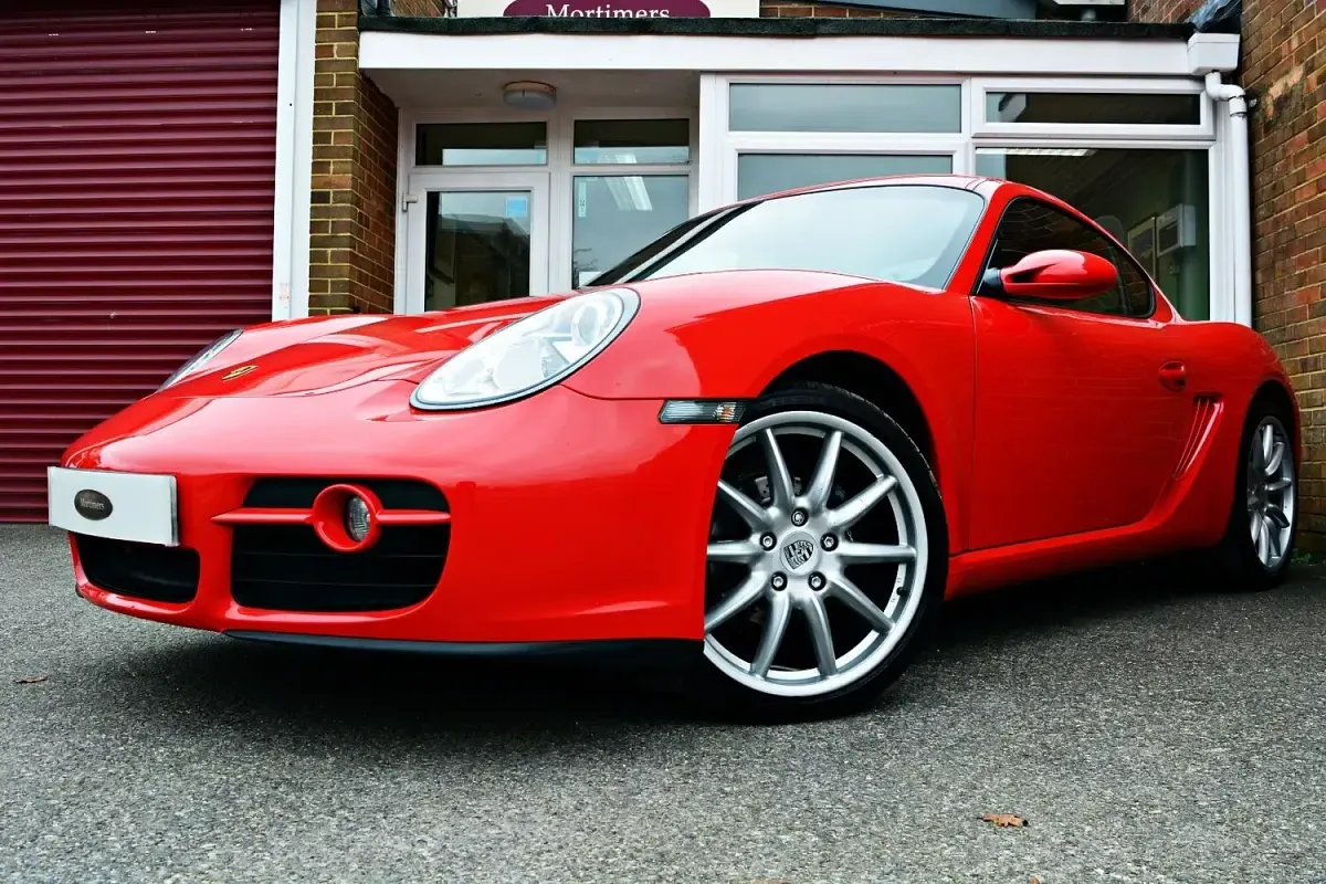 Used Porsche Cayman 245 HP (180 kW) 2008 Red Coupe