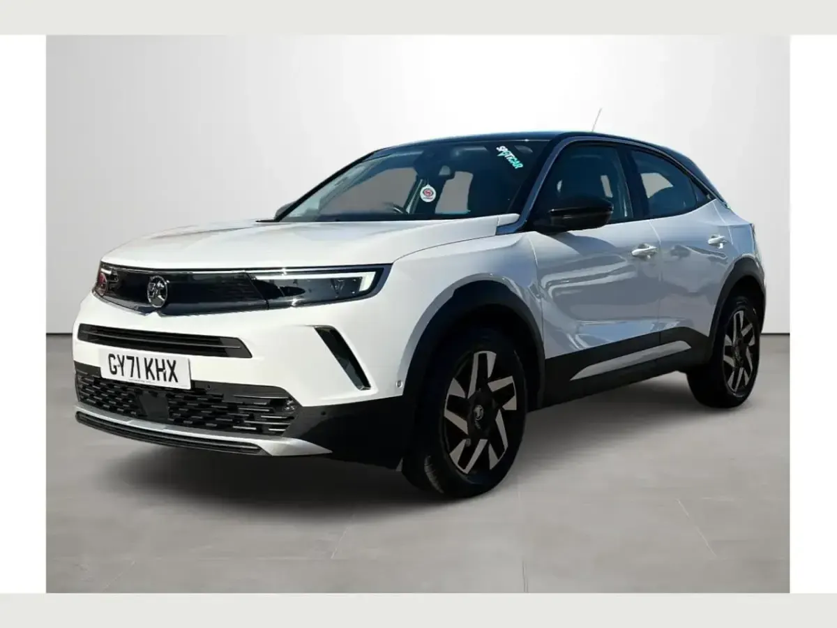 Used Vauxhall Mokka Elite 99 HP (72 kW) 2021 White SUV