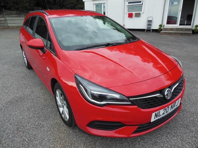 Red Used 2020 Vauxhall Astra Business Edition Estate | £9,350 (Fair price) - Image 1/4