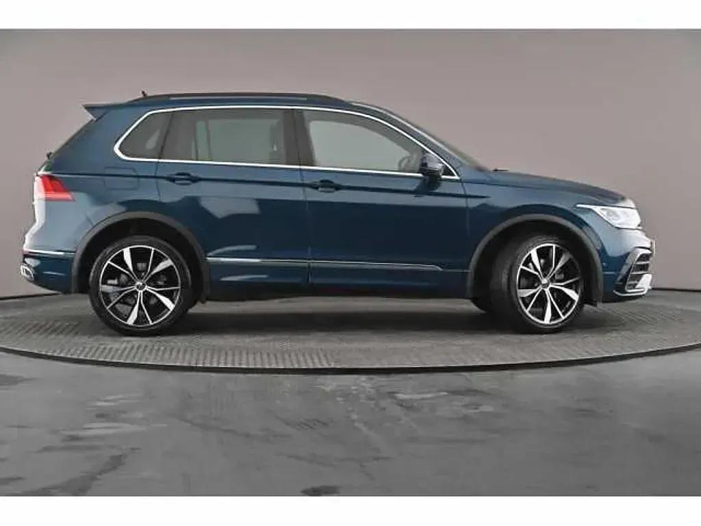 Used VW Tiguan 245 HP (180 kW) 2021 SUV