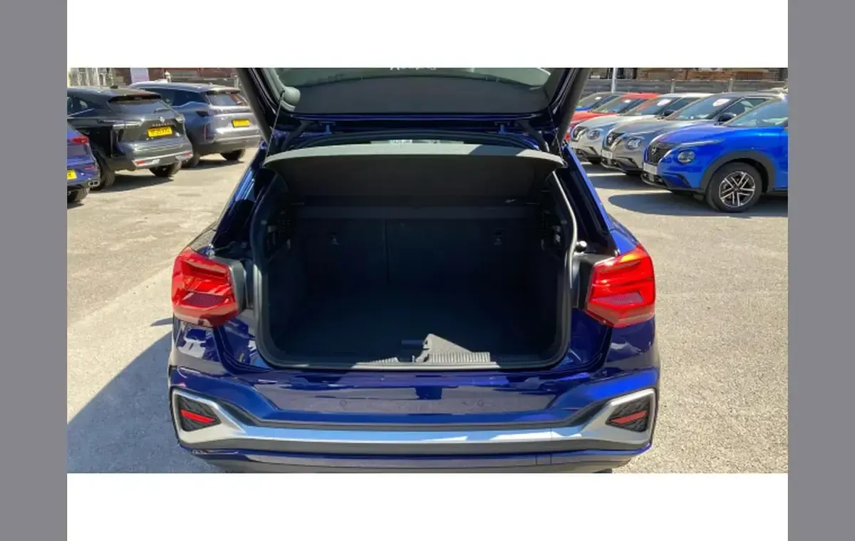 Used Audi Q2 S-Line 150 HP (110 kW) 2022 Blue SUV